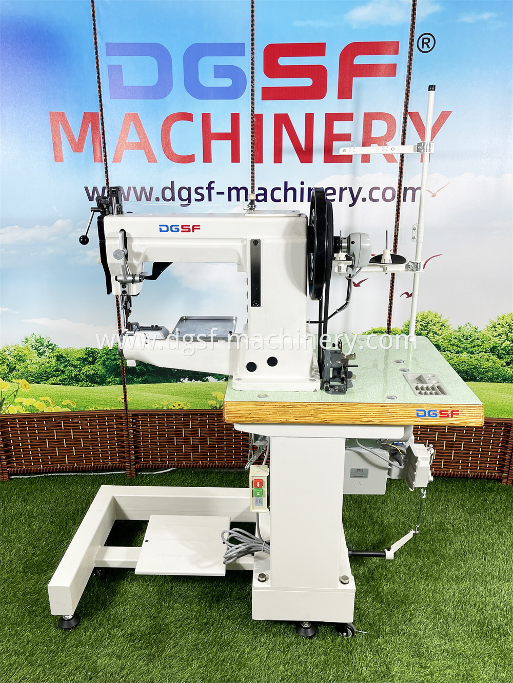 Heavy Duty Cylinder Bed Sewing Machine Lx 205b 1 Jpg
